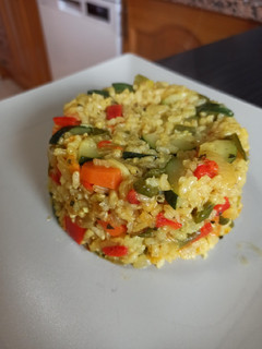 Una foto de Arroz integral de verduras