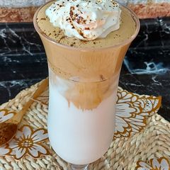A picture of Dalgona cocoa coffee.