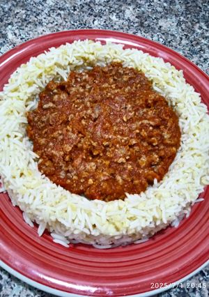 Une photo de Riz basmati au viande hachée et sauce tomate 🍅