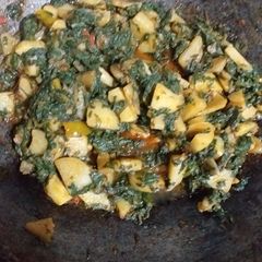A picture of Aloo palak green veg.