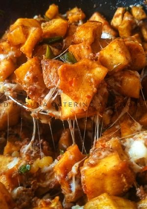 A picture of Cheesy sweet potatoes.