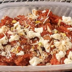 A picture of Gajjar ka halwa.