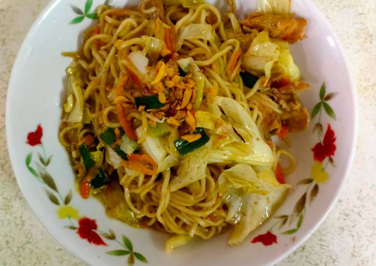 雞肉炒麵