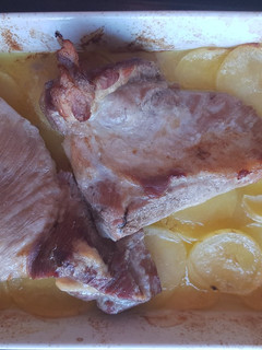 Una foto de Presa ibérica con patatas panaderas 30