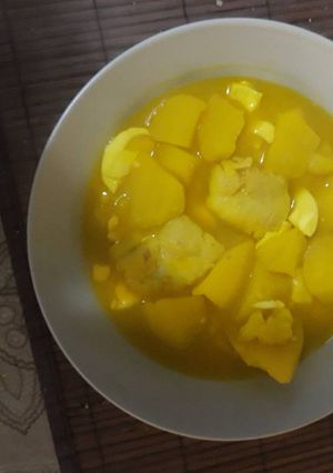 Una foto de Patatas cuidadas con pescado