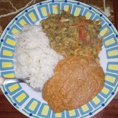 A picture of Groundnut Sauce... A Ugandan recipe.