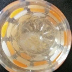 A picture of Lemon juice.