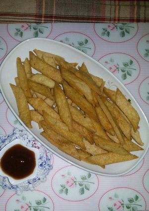 A picture of Khasta namak paray.