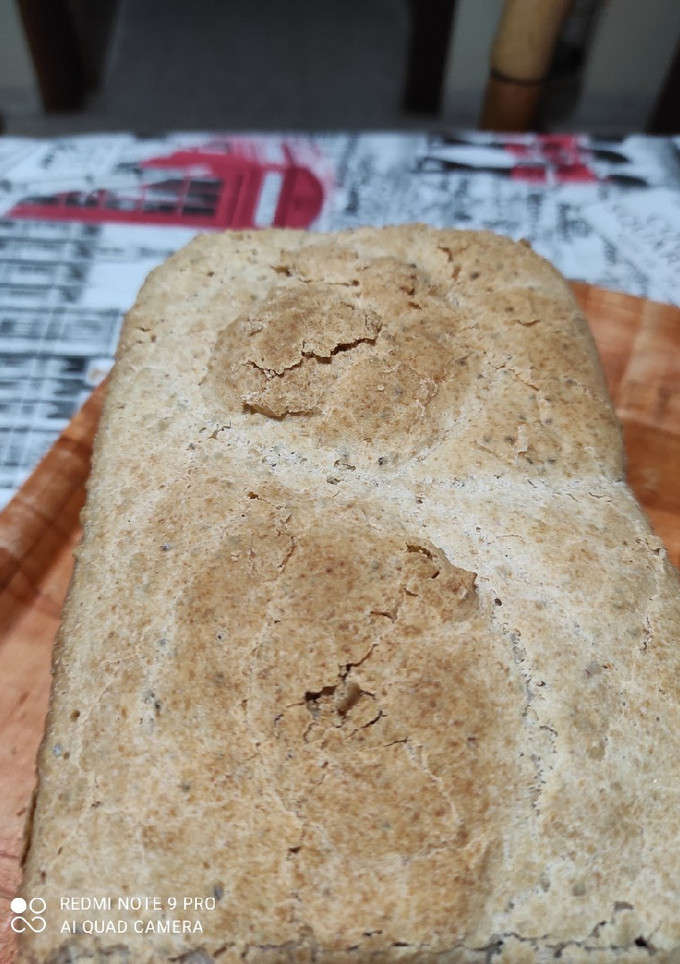 Una foto de Pan sin gluten con semillas de chía