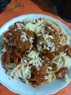 Una foto de Pastas con albóndigas al ron