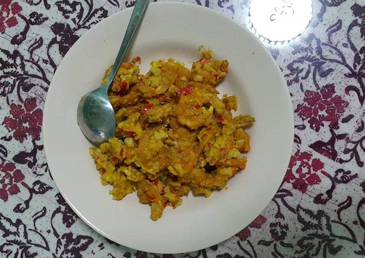 Rahasia Membuat Udang goreng telur asin yang Nikmat