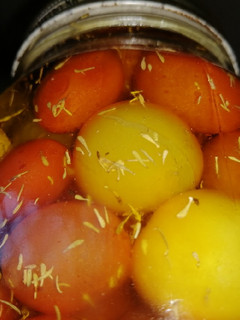 Una foto de Tomate Cherry confitado