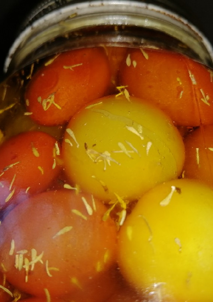Una foto de Tomate Cherry confitado