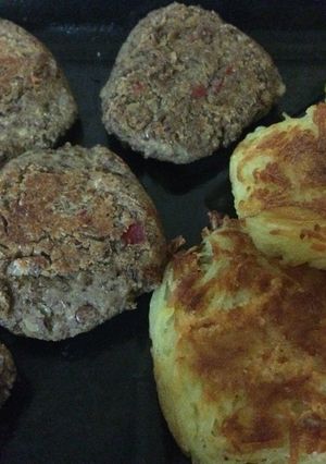 Una foto de Hamburguesas de lentejas con papas rosti