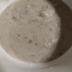 A picture of Creamy Potato leek soup.