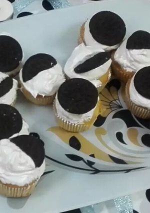 صورة لوصفة كب كيك بالكريمة اللذيذه 🧁