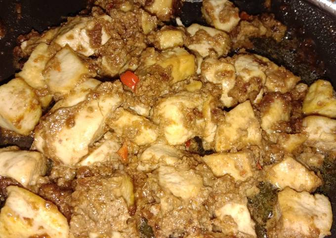 Tahu kotak bumbu sate