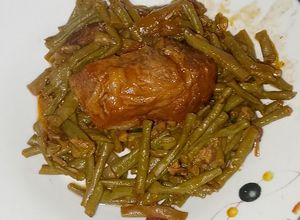 Una foto de Habichuelas con Carne de Cerdo