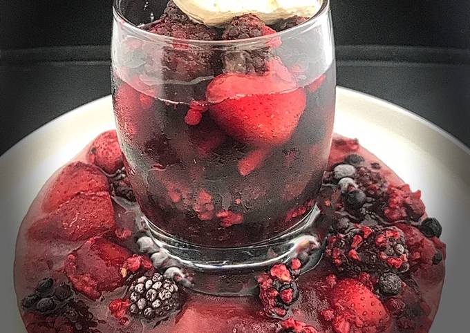 Mixed Berry Fruit Ice-Ring Made With Non-Alcoholic Sangria Served With Cornish Ice Cream