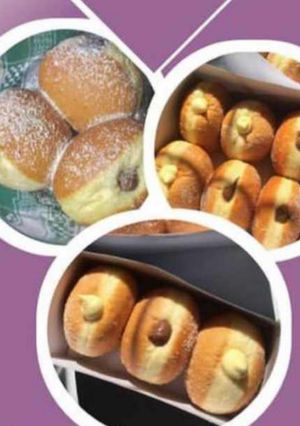 A picture of Delicious filled doughnut.