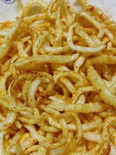 ঝুরি চালের মশলা পাঁপড় ভাজা (jhuri chaler mashla papad bhaja recipe in Bengali) রেসিপির প্রধান ছবি