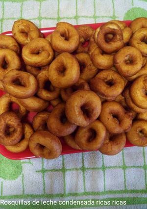 Una foto de Rosquillas de leche condesada