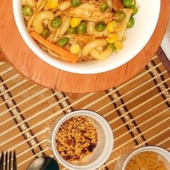 A picture of Chicken steak pasta.