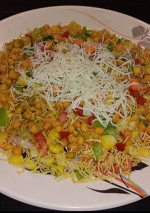 મેક્સિકન કોર્ન ભેળ (Mexican Corn Bhel Recipe In Gujarati) રેસીપી મુખ્ય ફોટો