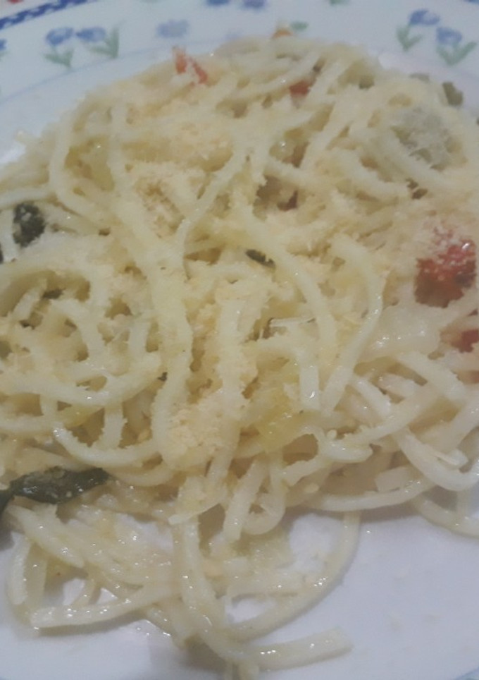 Una foto de Fideo oriental vegetariano "A mi manera"