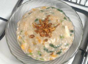 Foto resep Carrot and Spinach Oat Porridge