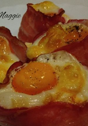 Foto principal de Nidos de huevo con bacon