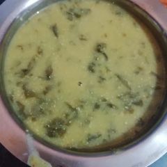 A picture of Green leafy in curd.