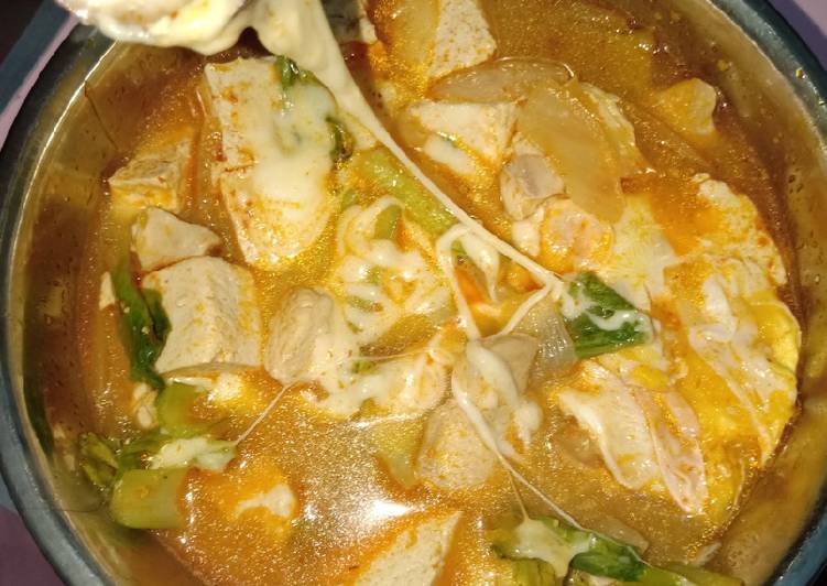 Sundubu Jjigae (Tahu Pedas Korea)