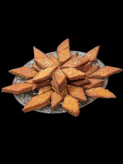 आषाढ स्पेशल गव्हाच्या पिठाच्या कापण्या (Kapnya Recipe In Marathi) रेसिपी चे मुख्य फोटो