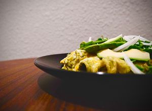 Una foto de Enchiladas Esmeralda Picante