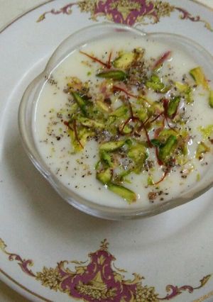 A picture of Kesar Pista Shrikhand.
