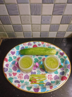 * வெள்ளரி ஜூஸ் *(cucumber juice recipe in tamil) செய்முறை முக்கிய புகைப்படம்