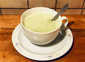 Napindító Matcha latte recept fotója