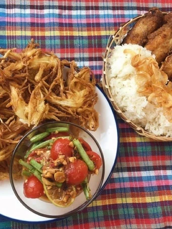 Easy Way Prepare Recipe 🧑🏽‍🍳🧑🏼‍🍳 Sumtum Tod • Thai Crispy Papaya Salad With Hat Yai fried chicken wings Recipe that is So Delicious, Appealing}