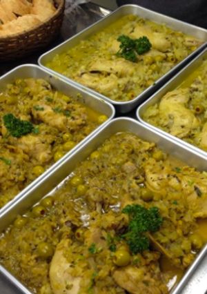 A picture of Moroccan chicken tagine.