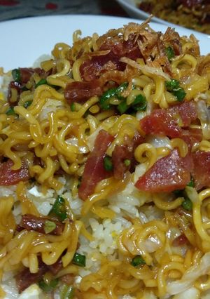 Foto resep Nasi Goreng Mie Gila Alamee