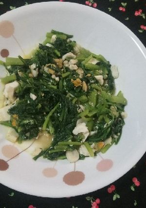 炒春菊 的食譜成品照片