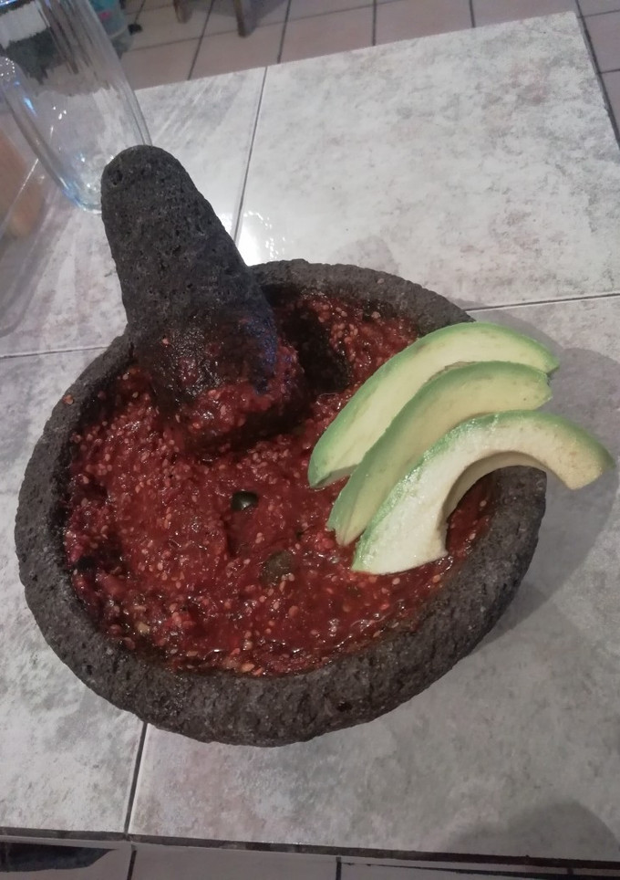 Una foto de Salsa de chiles rojos con ajonjolí