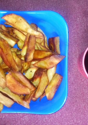 A picture of Fried potatoe.