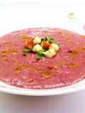 Zuppa con fagioli rossi, castagne e porcini