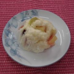 A picture of Steamed apple bun.