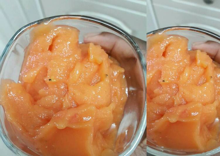 Frozen mango smoothies