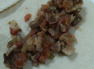 Una foto de Mollejas de pollo a la mexicana para tacos