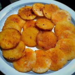 A picture of Fried Idlis.