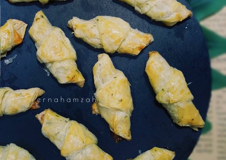 Cara Gampang Menyiapkan Cheesy Croissant Paratha Anti Gagal